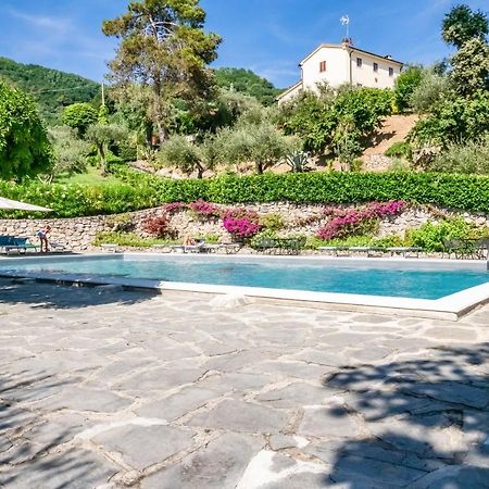 Апартаменты Piana Di Solaro Modern Flat & Swimming Pool Леричи Экстерьер фото